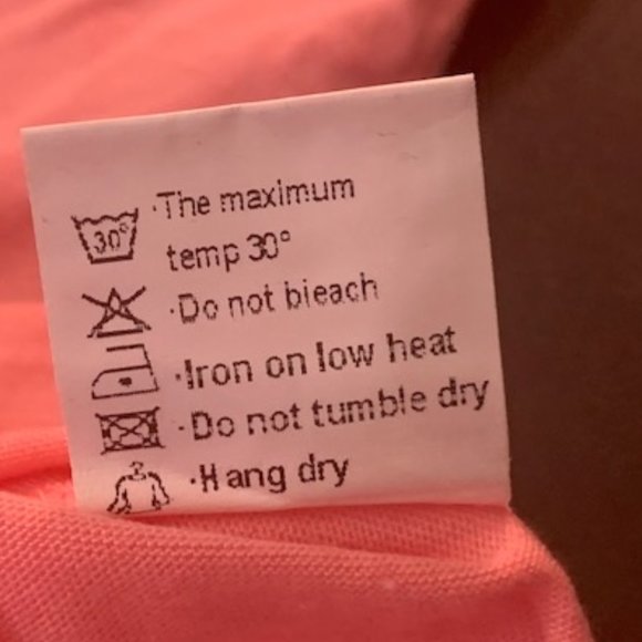 Lainab Women's Pink V-Neck Short Sleeve Rayon/Polyester T-shirt Medium NWT - Picture 7 of 7